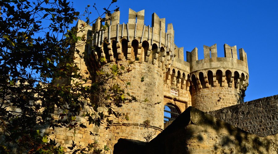 Palace of the Grand Master of the Knights of Rhodes in Rhodes Old Town -  Tours and Activities