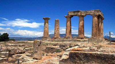Private local tour of Ancient Corinth